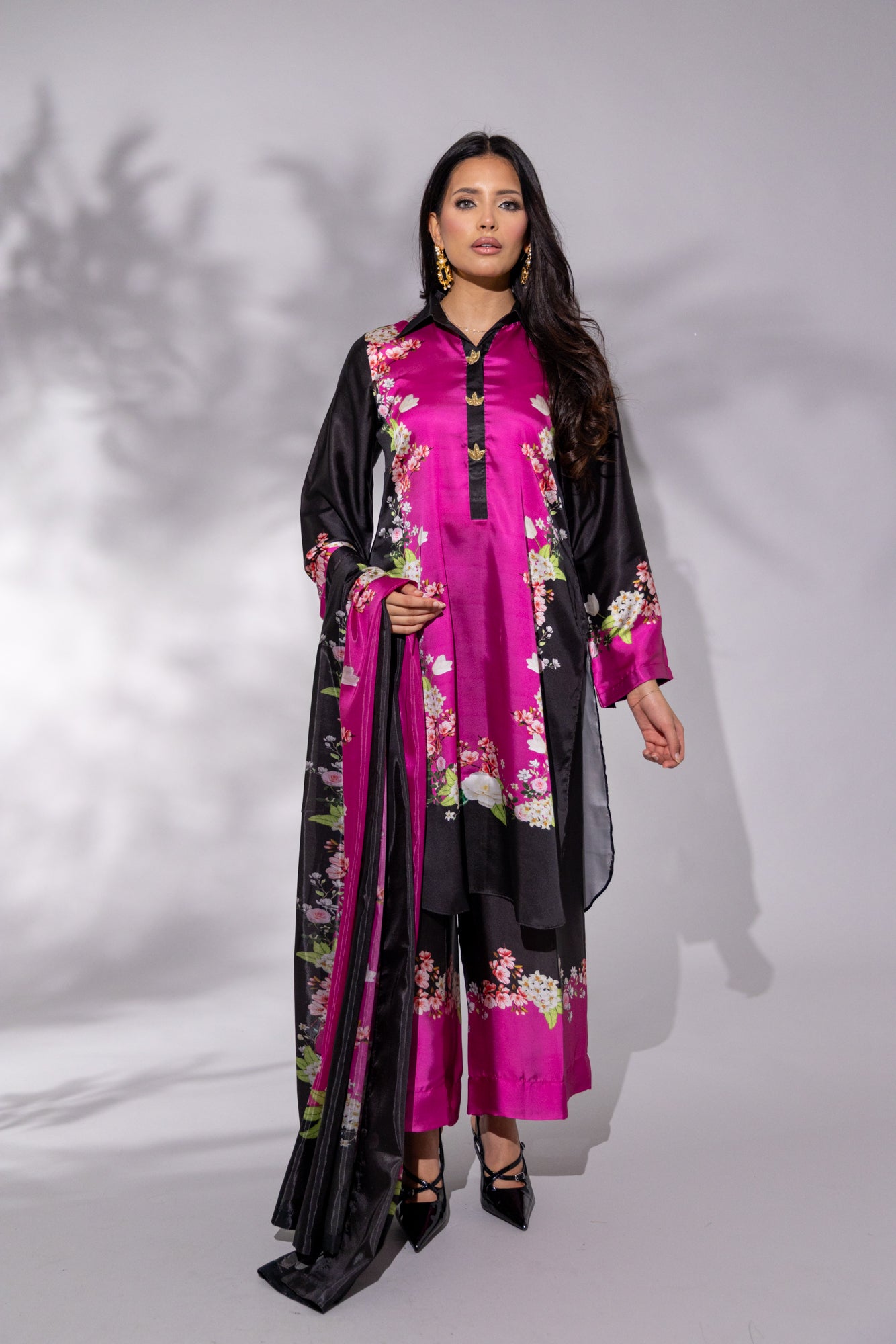 Budget Line - Black & Pink