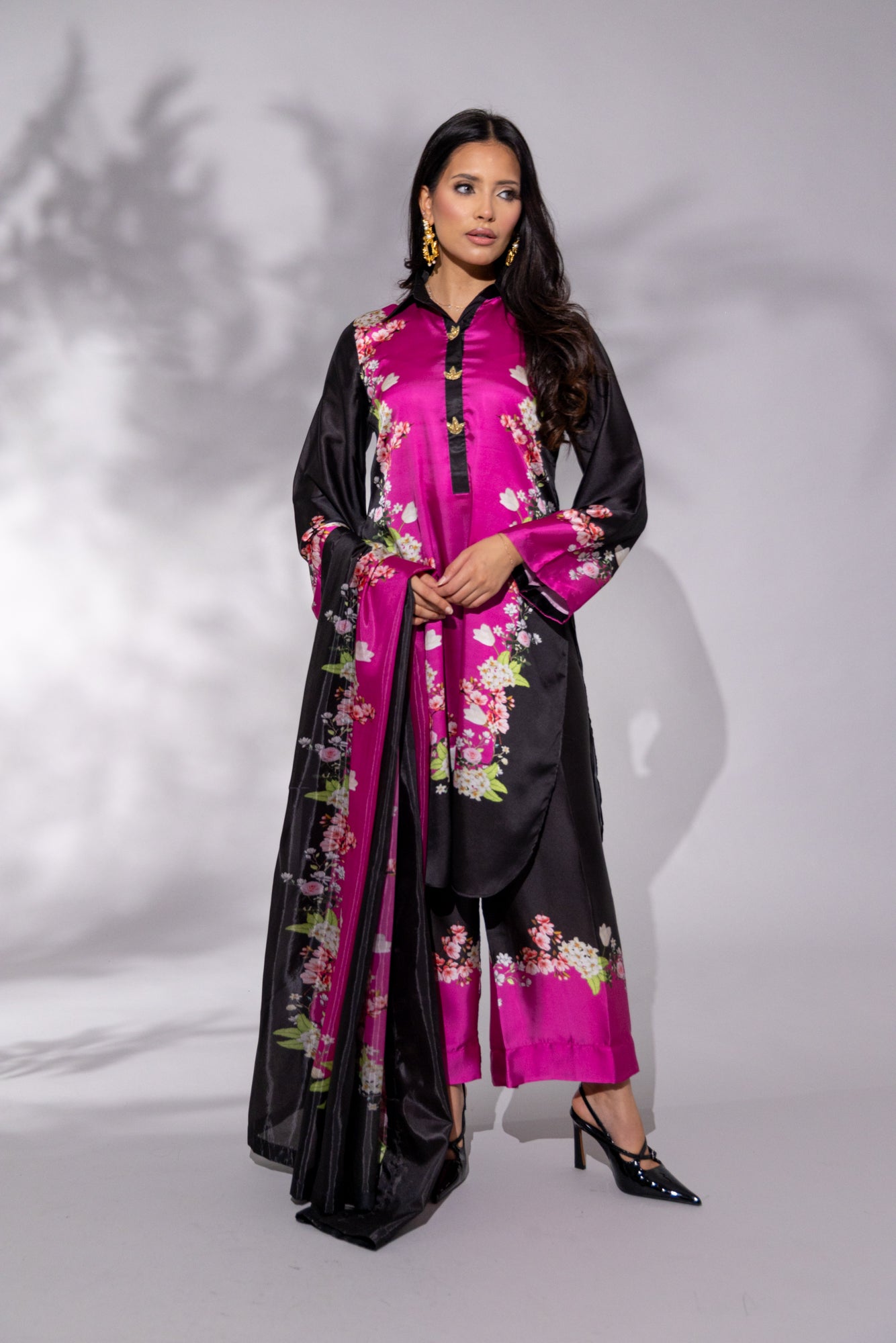 Budget Line - Black & Pink