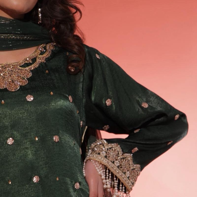 Emerald Green Velvet Silk 3PC - (CHAAKH TASSELS NOT INCLUDED)