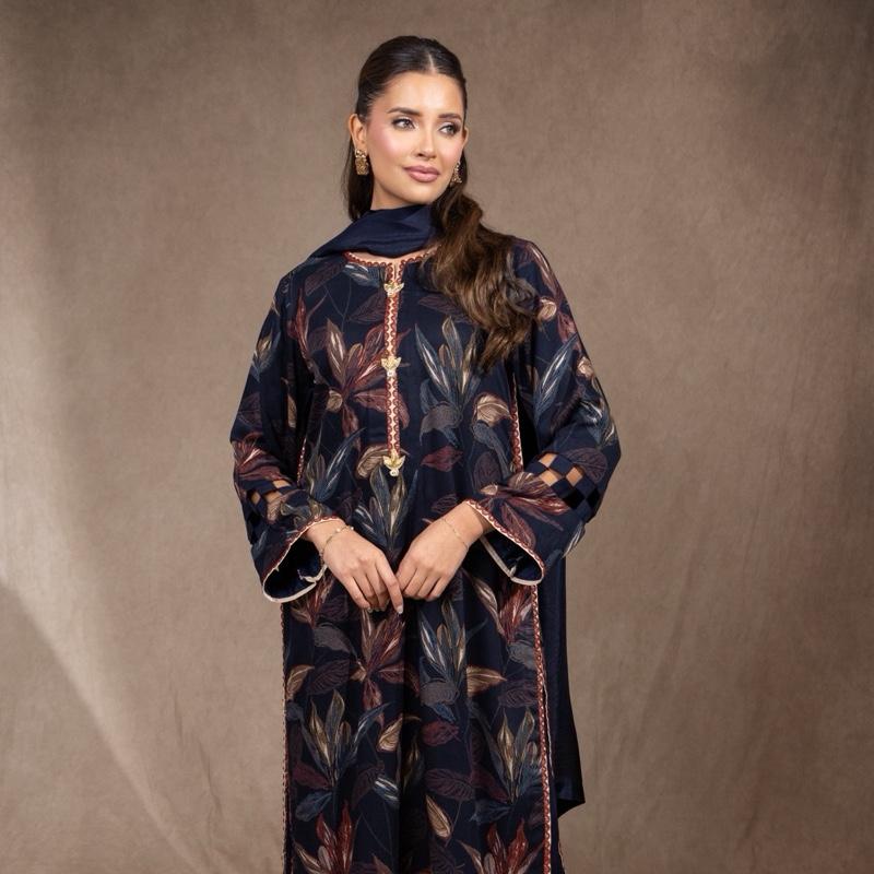 Navy Blue Floral Marina 3PC - Perfect for semiformal wearing comfortable and classy. Long kameez with plazzo trousers and silk dupatta