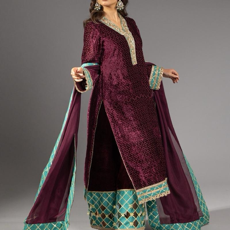 Maroon/Plum Plachi With Seagreen Contrast, Formal Womenswear Outfit, Beautiful Lace Work, Velvet Plazzo with Heavy Gotta and CutWork