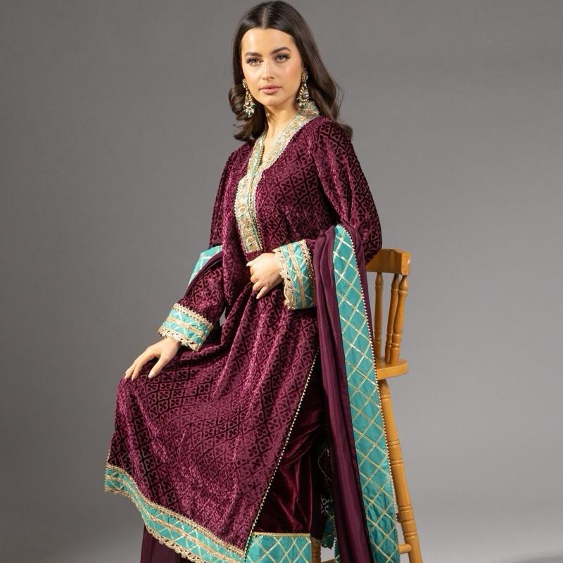 Maroon/Plum Plachi With Seagreen Contrast, Formal Womenswear Outfit, Beautiful Lace Work, Velvet Plazzo with Heavy Gotta and CutWork