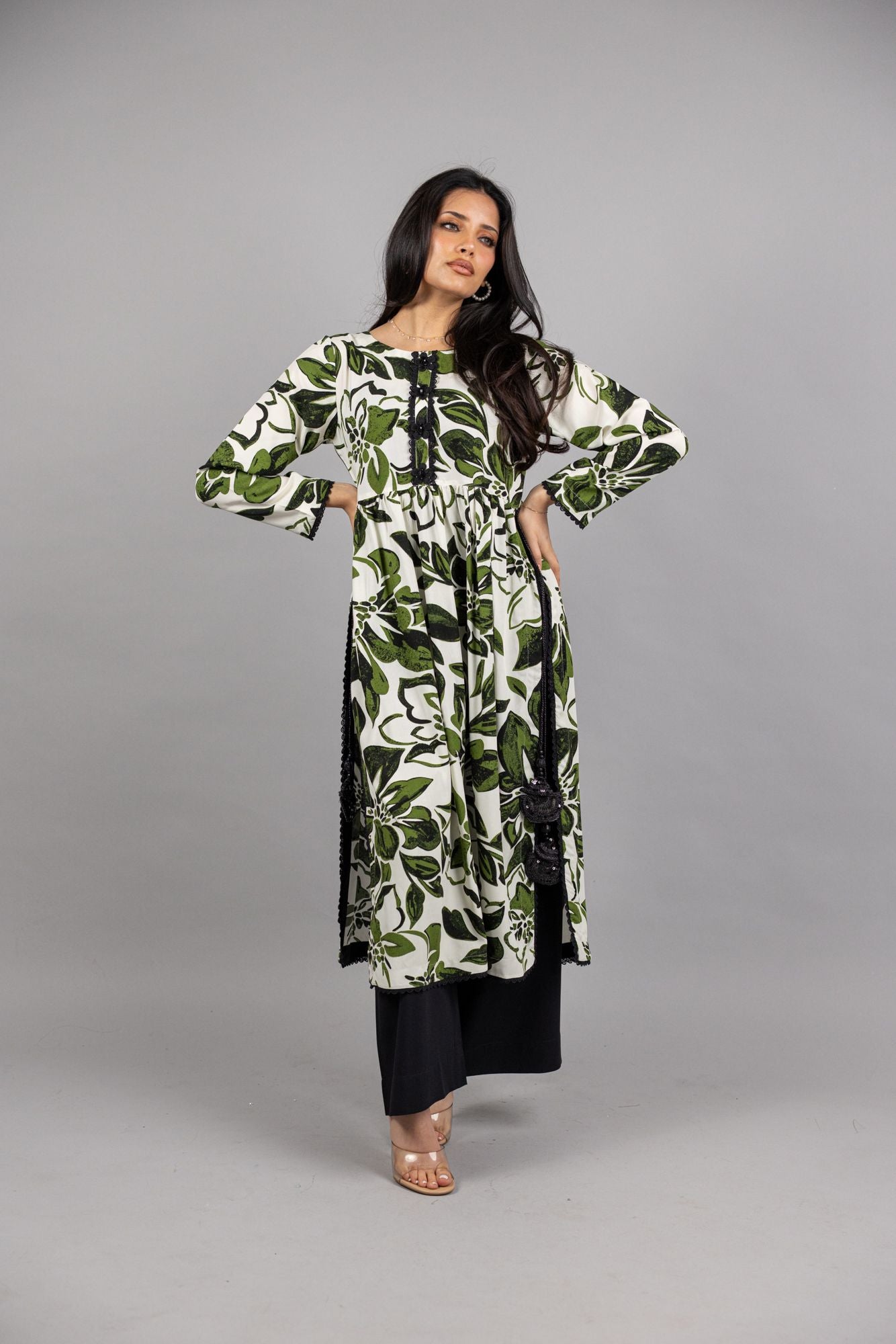 Leela - 2PC Nyra Cut Co Ord - Eeyapret