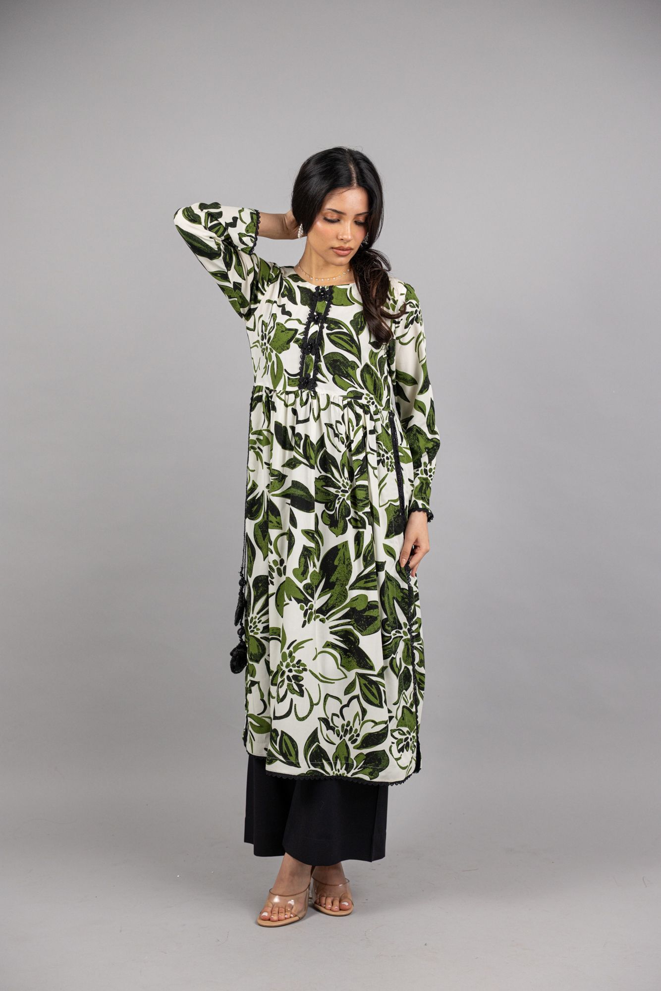 Leela - 2PC Nyra Cut Co Ord - Eeyapret