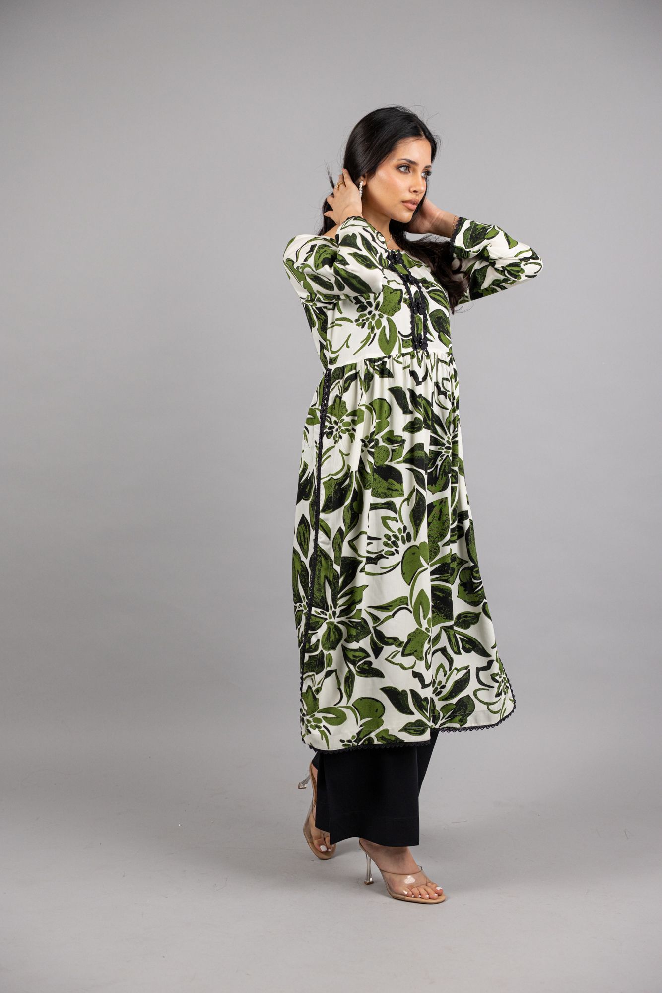 Leela - 2PC Nyra Cut Co Ord - Eeyapret